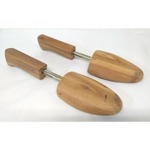 Cedar Wood Shoe Form Stretcher Shaper Spring-Loaded 11.75" Long
